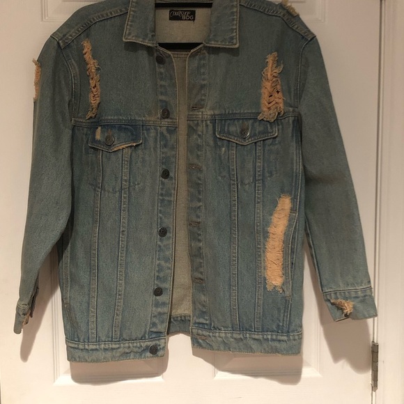 Courtshop X BDG Vintage distressed denim jacket. Size S/M. - Picture 2 of 3